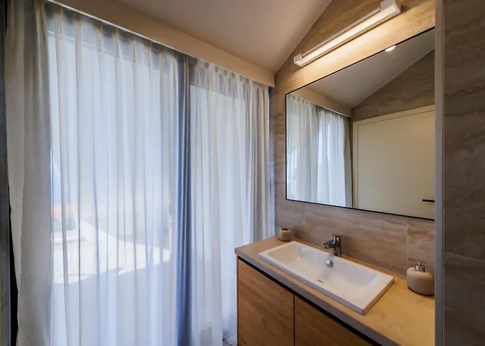 Luxury T&t - - Island Of Brac Sutivan